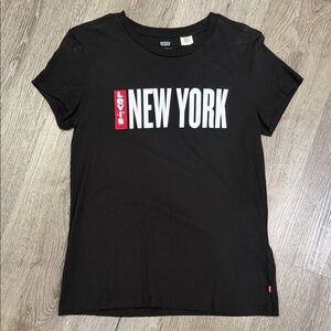 Levi's Black New York Graphic Tee